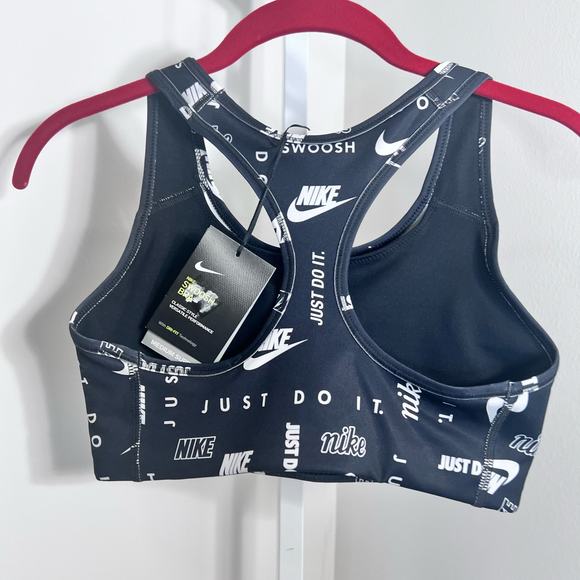 Nike Swoosh Logo Sports Bra Size Medium - Picture 6 of 11